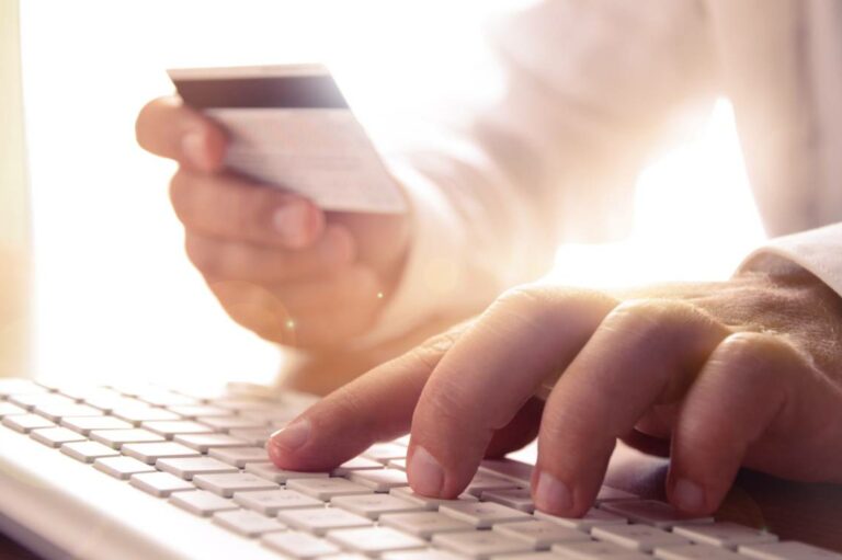 4 ways to earn Amex rewards