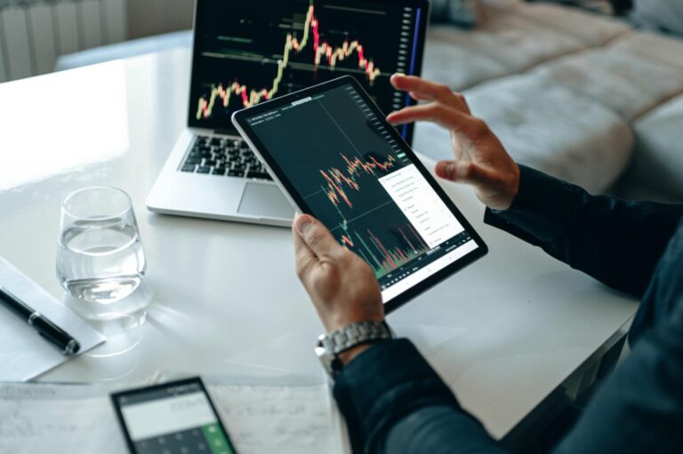 5 Benefits of Automated Investing and Who Should Use It