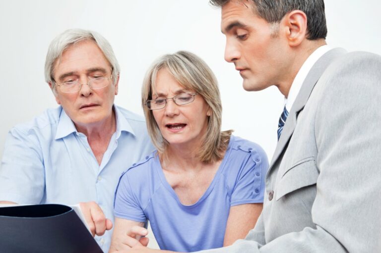 5 Pros and Cons of Debt Consolidation as a Debt Relief Strategy