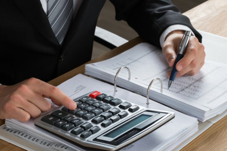 6 Things to Consider Before Making Investment Decisions