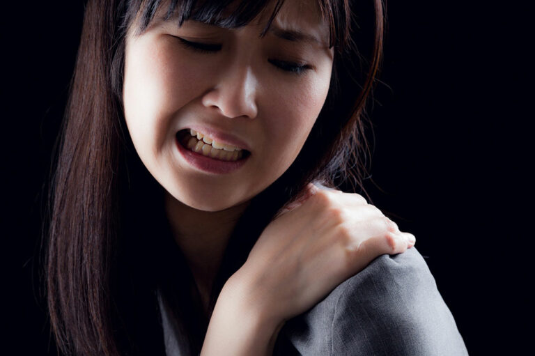 5 early similar signs of Parkinson’s and TD that one may overlook